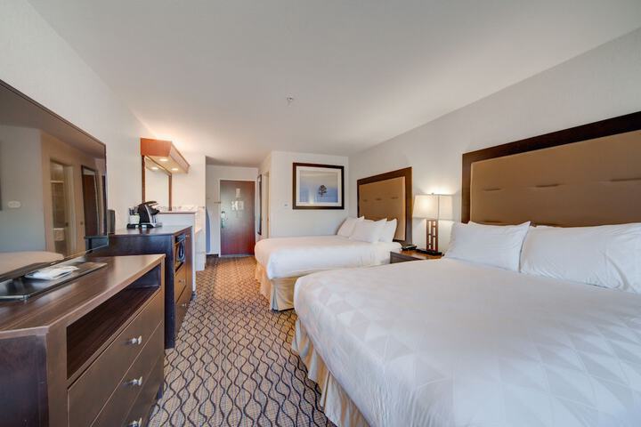 Holiday Inn West Yellowstone by IHG.