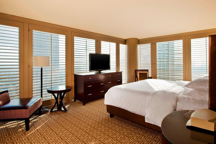 Room 25 of 95