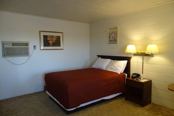 Hotel Prairie Winds Carthage Keokuk Hwy 136