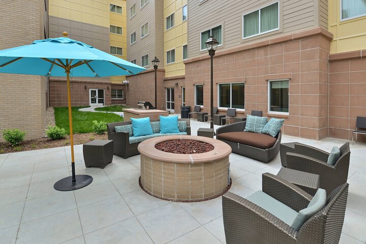 Terrace/Patio 36 of 38
