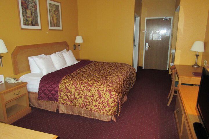 Room 7 of 44
