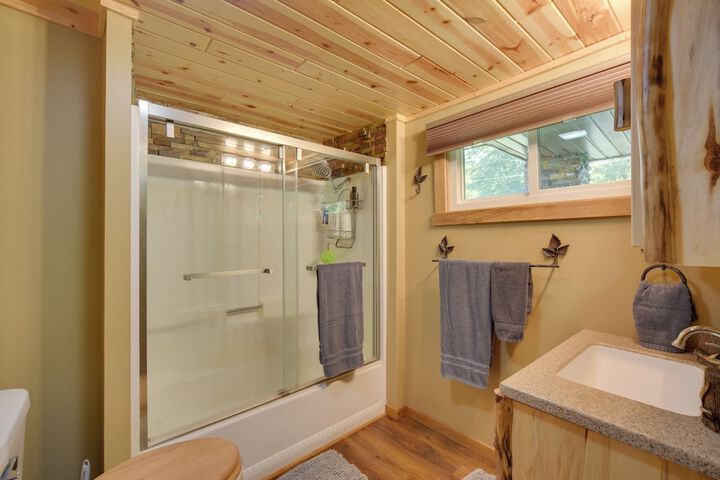 Pet Friendly - Rice Lake Home w / Private Dock!