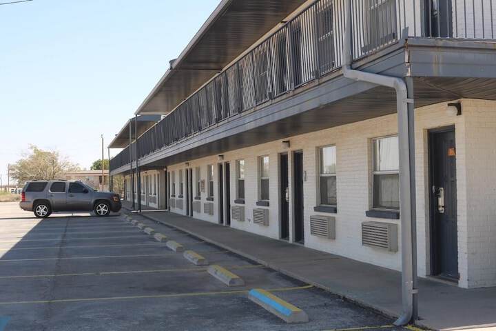 Hotel 3 of 25