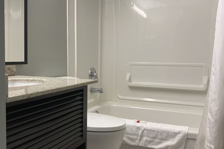 Room 54 of 95