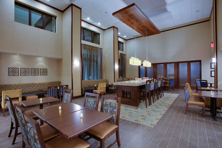Hotel Interior 7 of 30