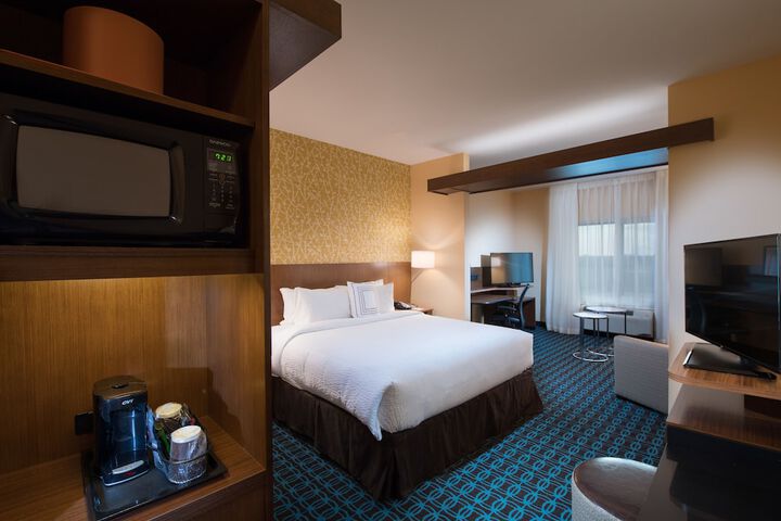 Room 20 of 33
