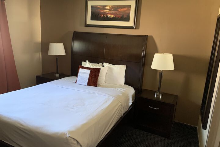 Room 10 of 24