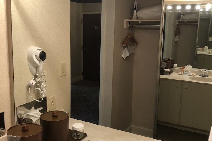 Room 38 of 72
