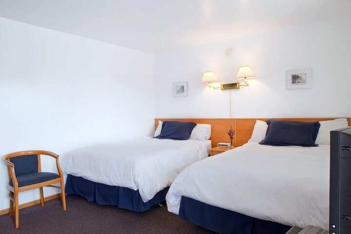 Room 17 of 24