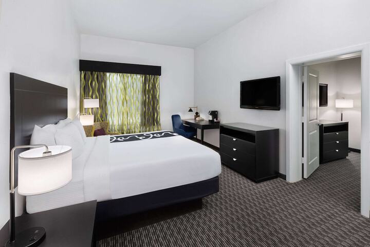 Room 21 of 59