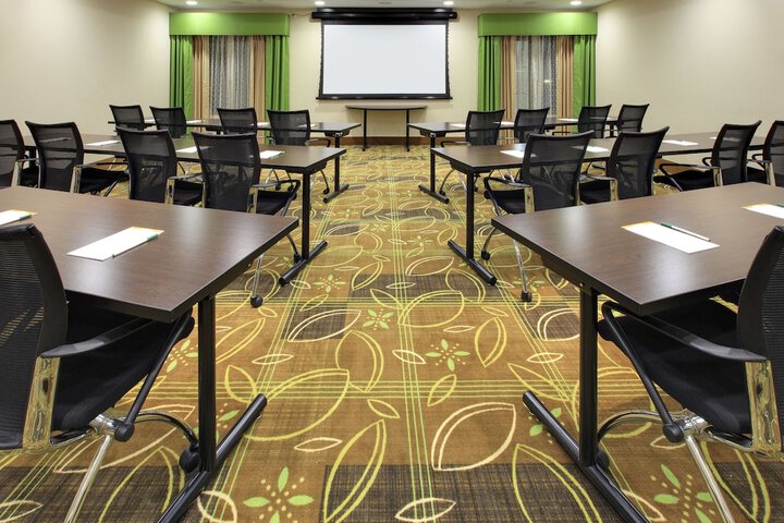 La Quinta Inn & Suites by Wyndham Memphis Wolfchase