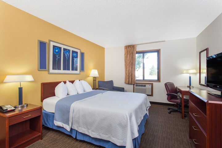 Room 15 of 25