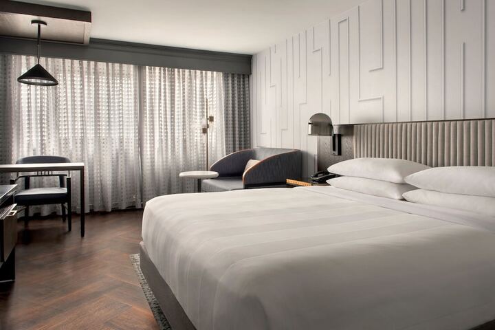 Room 15 of 97