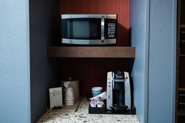 Room 20 of 32