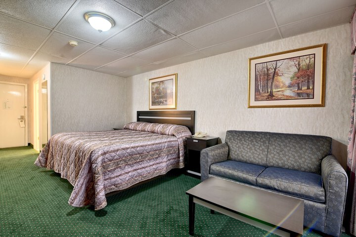 Room 17 of 79