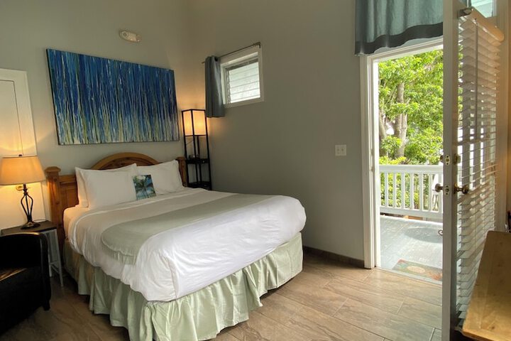 Room 169 of 259