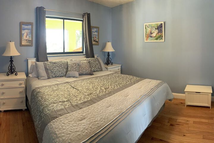 Room 36 of 82