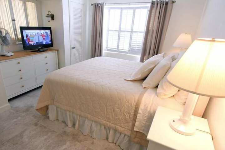 Room 12 of 15