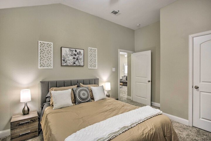 Private Yard & Grill: Greenville Vacation Rental