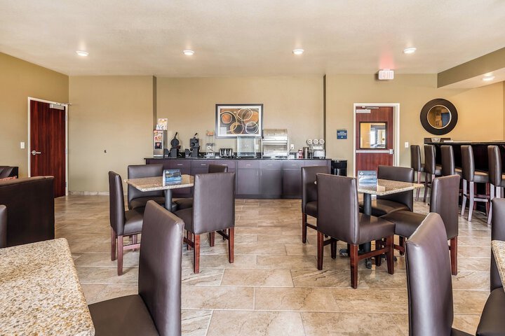 Cobblestone Inn & Suites - Kermit