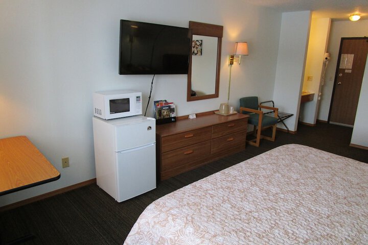 Room 13 of 32