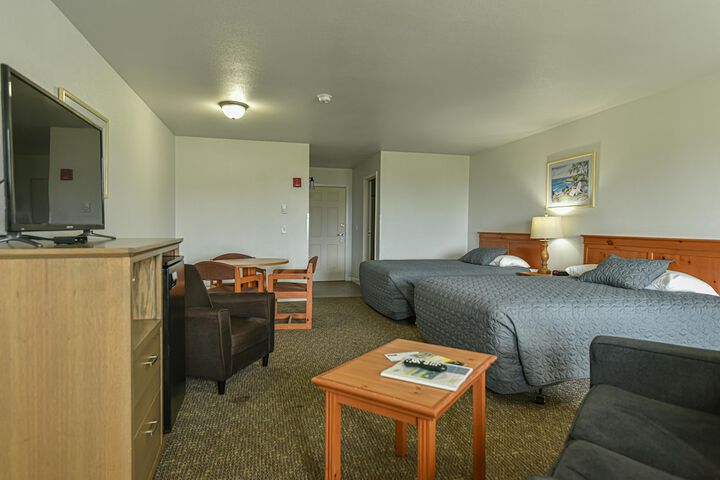 Room 153 of 233