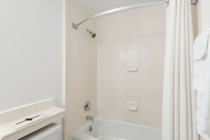 Super 8 by Wyndham Old Saybrook