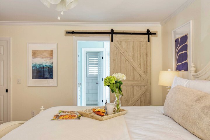 Palmetto by Avantstay Gorgeous Character Home w / Pool Sun Room & Pool Table!