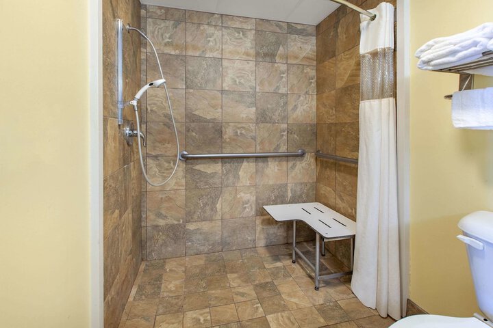 Days Inn by Wyndham Grantville Hershey North