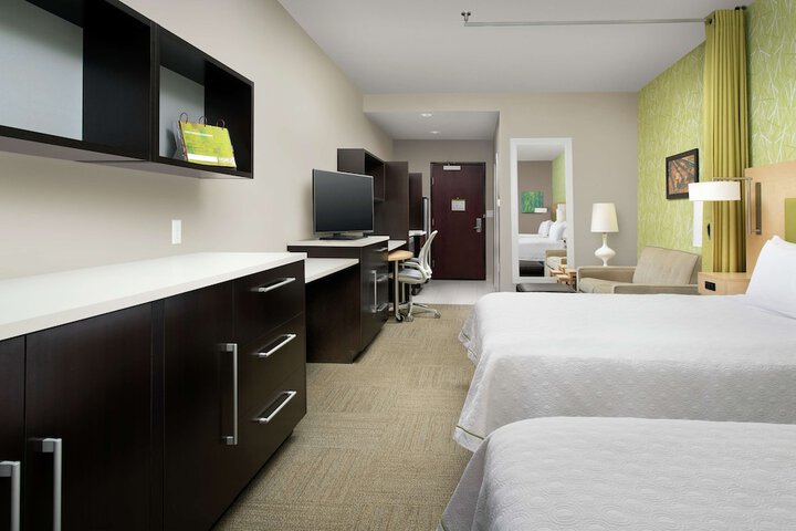 Room 25 of 36