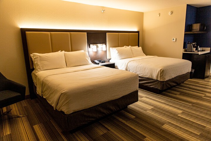 Holiday Inn Express Columbus-Dublin by IHG