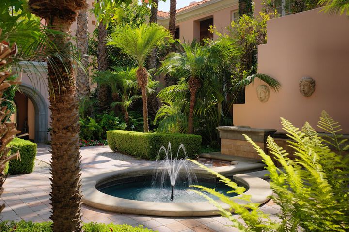 Hotel Exterior 138 of 153