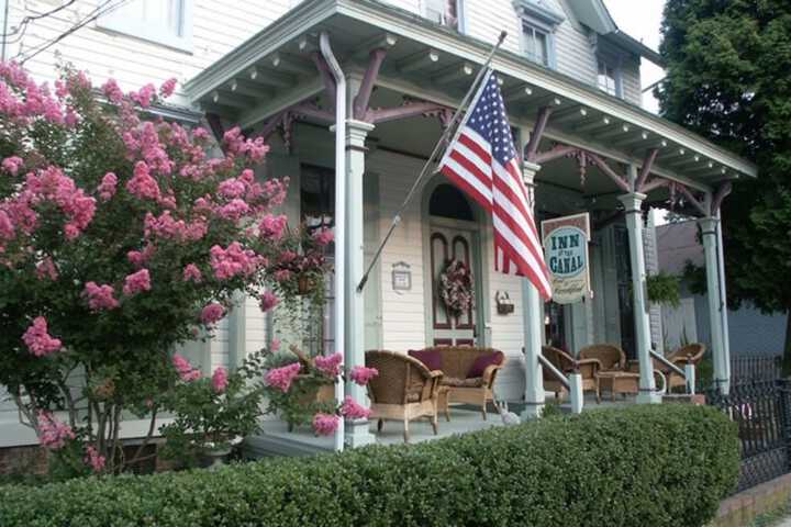 Inn at the Canal Bed & Breakfast
