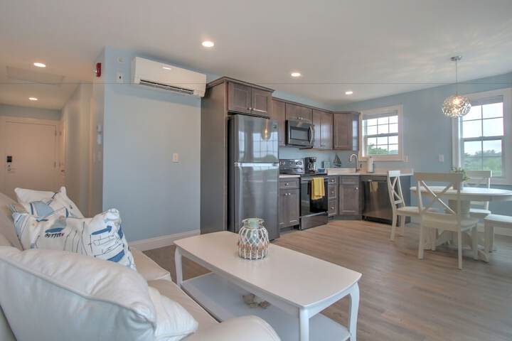 Atlantic Ocean Suites