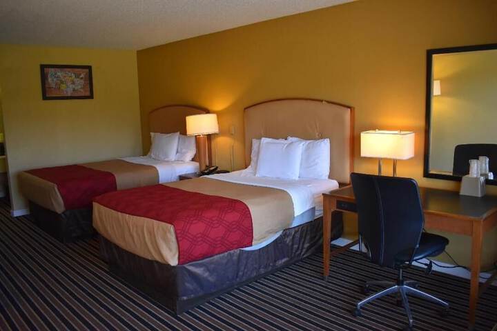 Room 14 of 25