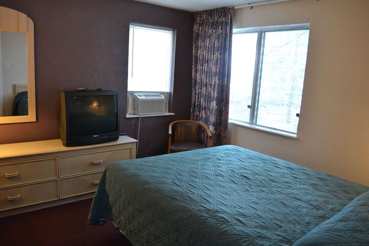 Room 41 of 72