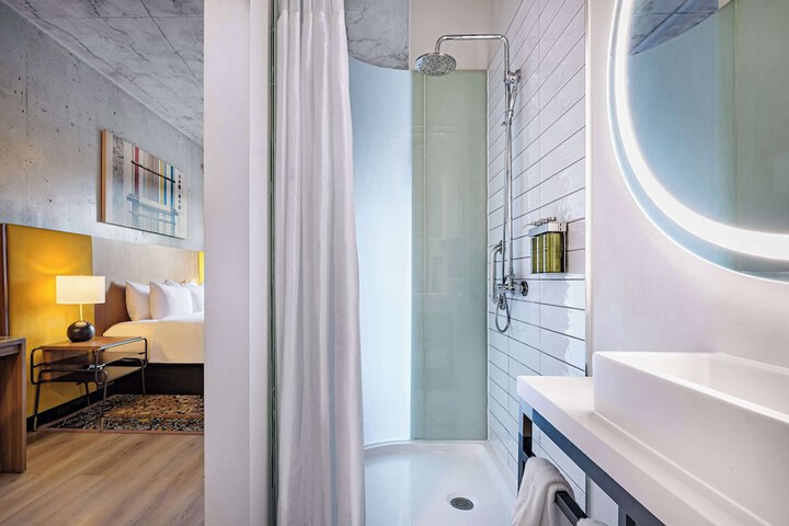 The Loom Hotel Tapestry Collection by Hilton