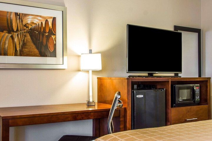Rodeway Inn