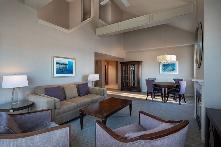 Room 10 of 50