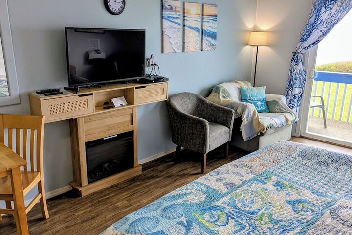 Silver Surf Motel