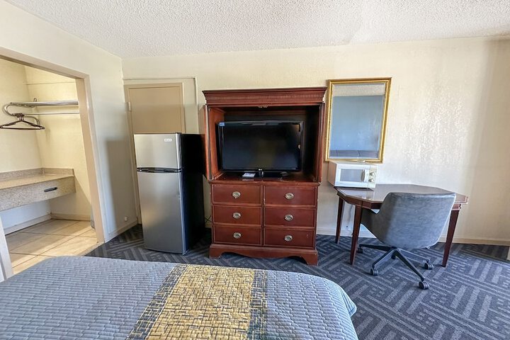 Room 45 of 95