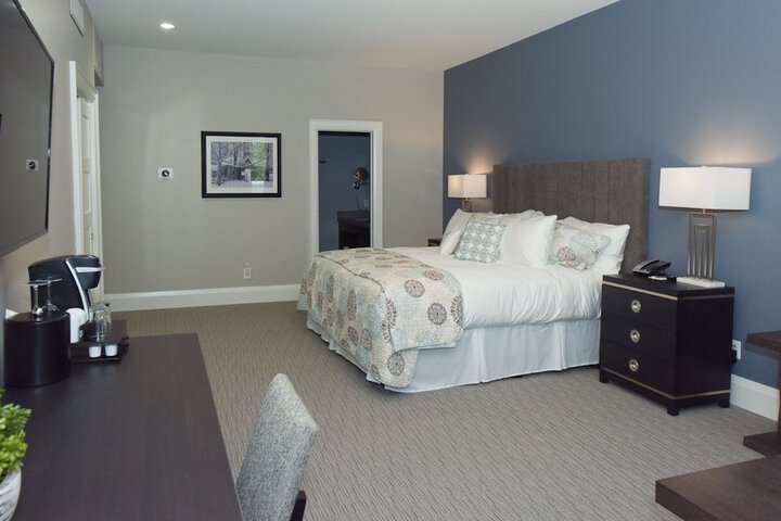 Room 82 of 144