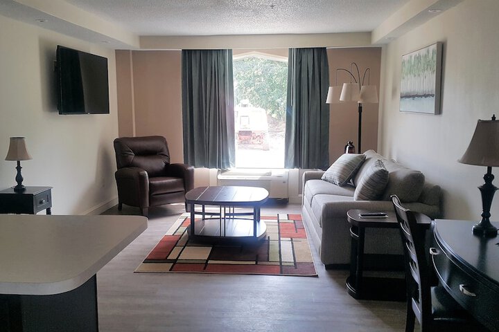 Room 10 of 91