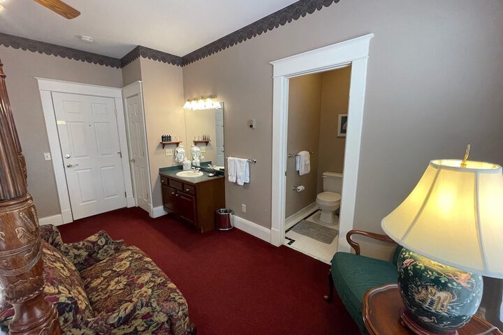 Room 10 of 67