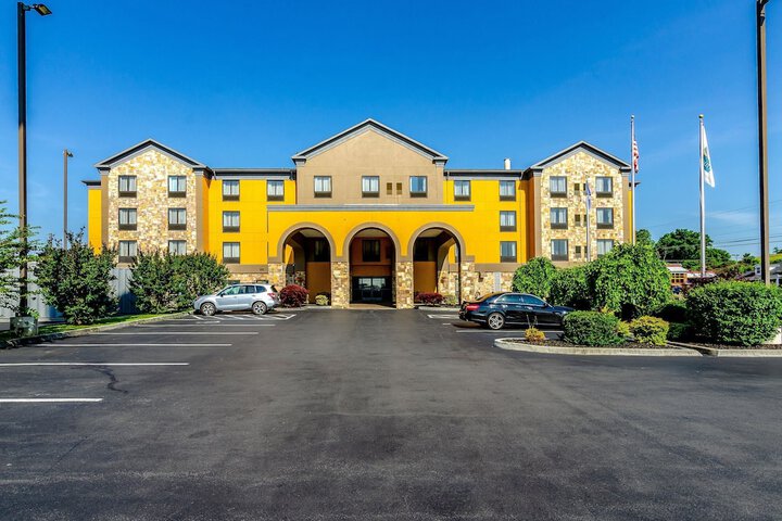 Hotel 4 of 32