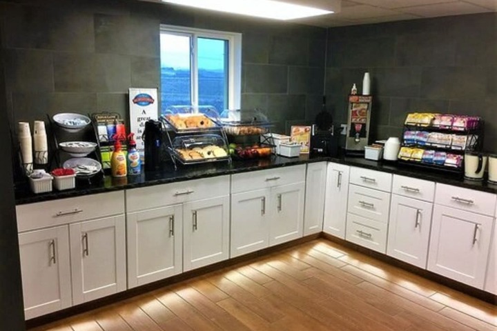 Baymont Inn & Suites Sheridan