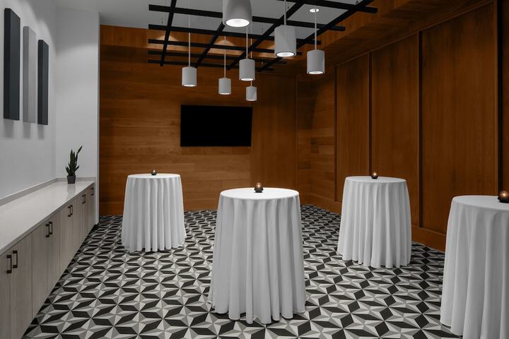 Hotel Interior 11 of 70
