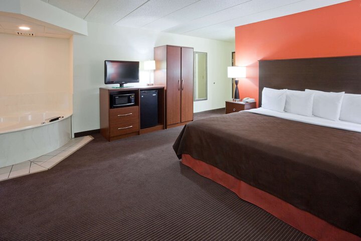 Room 36 of 52