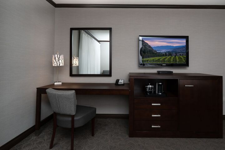 Prestige Vernon Hotel