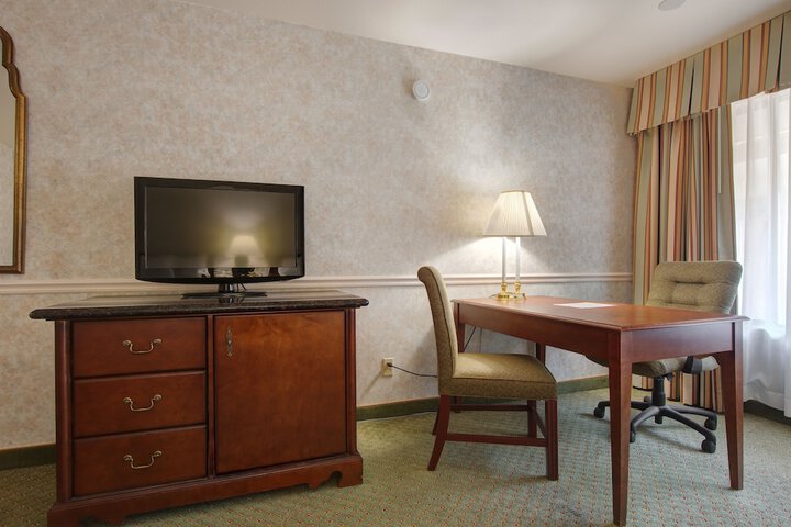 Room 26 of 73